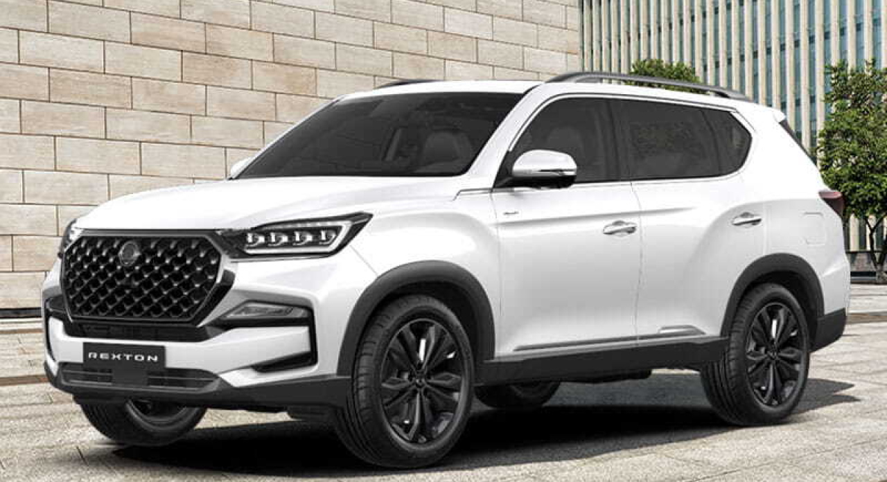 KGM Rexton G4 e-XDI Premium + 4WD Black paket 64215 Červenec